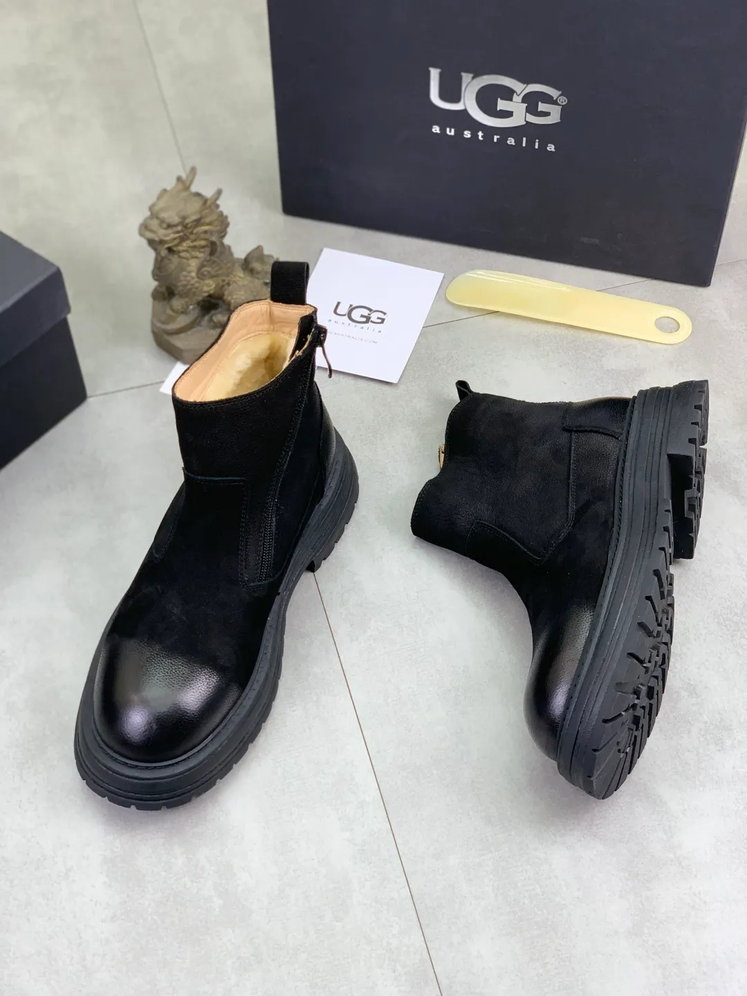Men's men's shoes 💰P660 New arrival 🆕🆕🆕 IUGGI Men's British retro Martin boots Winter new men's outdoor hiking boots First layer of cowhide on the outside and wool on the inside Comfortable and warm Rubber sole sole Non-slip and firm Trendy and fashionable Casual and versatile Size: 38-44 (45 customized) Color: three colors